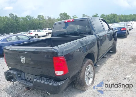 2018 Ram 1500 Express 4X2 5'7 Box из США, поврежденный, VIN 3C6RR6KT1JG137637